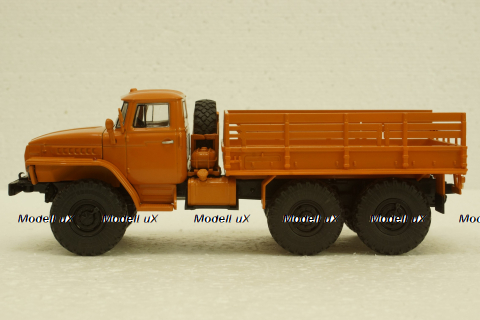 Урал-4320 бортовий, помаранчевий, АвтоИстория 1:43
