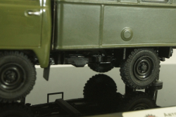 Уаз-450Д, АКД-64 (передвижной армейский кинотеатр), с аксессуарами 145005,  DiP Models 1:43