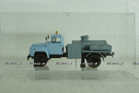 Газ-52 МЗ-3607 Автомобиль-заправщик , DiP Models, 1:43 (РЕПЛИКА)