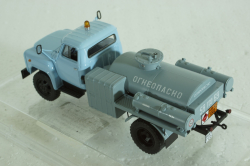 Газ-52 МЗ-3607 Автомобиль-заправщик , DiP Models, 1:43 (РЕПЛИКА)