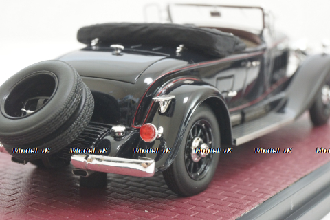 Cadillac V-16 452 Roadster Fleetwood (open) blue, 1930, MX20301-451, Matrix 1:43