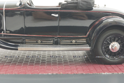 Cadillac V-16 452 Roadster Fleetwood (open) blue, 1930, MX20301-451, Matrix 1:43