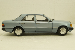 Mercedes 230 E 1990,W124 light blue, 183945, Norev 1:18