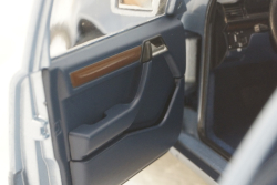 Mercedes 230 E 1990,W124 light blue, 183945, Norev 1:18