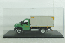 Газон Next C41R11 бортовой с тентом, зел/сер, Н232, Наш автопром 1:43