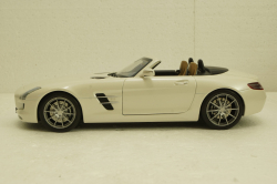 Mercedes SLS AMG Roadster R197 2009, white, 183491, Norev 1:18