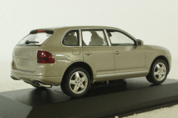 Porsche Cayenne Turbo 2002, beige metallic, 400061081, Minichamps 1:43