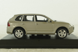 Porsche Cayenne Turbo 2002, beige metallic, 400061081, Minichamps 1:43
