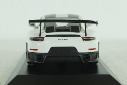 Porsche 911 (991 II) GT2 RS Weissach Package white with silver rims, 413067278, Minichamps 1:43