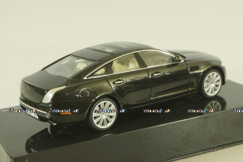 Jaguar XJ (X351)  2009 amethyst black, IXO 1:43