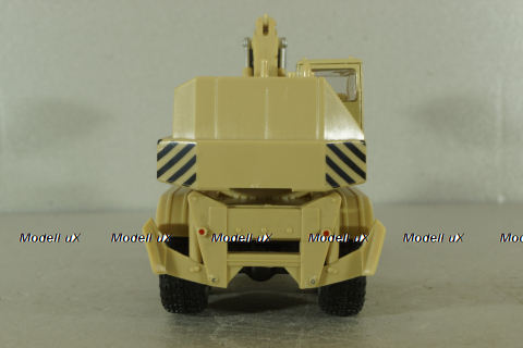 Краз-260 ЭО-4421А Экскаватор, красный/бежевий, Н745, Наш Автопром 1:43