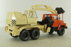 Краз-260 ЭО-4421А Экскаватор, красный/бежевий, Н745, Наш Автопром 1:43