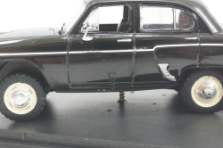 Набор из двух машин Москвич-410 и Москвич-411 4х4 полноприводный, Конверсия 1:43