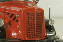 Mercedes L6600 fire engine with a crane, 03101, Schuco 1:43