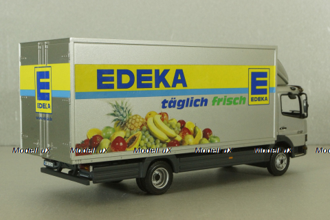 Mercedes Atego 815 box truck 1955 silver, 439037040, Minichamps 1:43