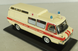 Зил-118КА Специализированная Скорая Помощь (с полным интерьером), 111903, DiP Models 1:43
