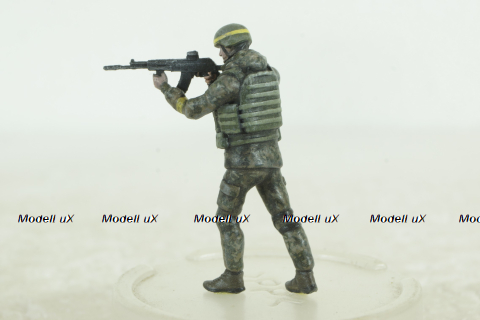 Фигурка Солдат ЗСУ с автоматом, Vilen Model 1:43
