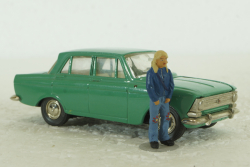 Фигурка Девушка в джинсах,  209а, BM-Toys 1:43