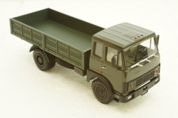 Маз-53371 бортовой 1987г, хаки Н208, Наш Автопром 1:43