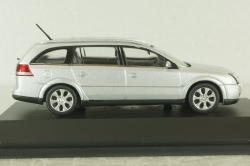 Opel Vectra Caravan (С) 2003, silver, Schuco 1:43