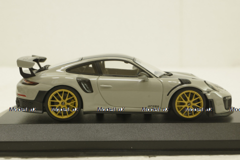 Porsche 911 (991/2) GT2 RS with gold rims 2018 lightgrey, 413 067288, Minichamps 1:43