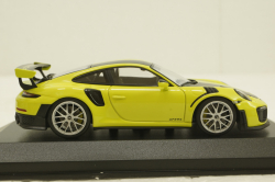 Porsche 911 (991/2) GT2 RS with silver rims 2018 lightgreen, 413067281, Minichamps 1:43
