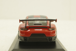 Porsche 911 (991/2) GT2 RS with black rims  2018 red,  413067292, Minichamps 1:43