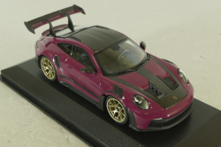 Porsche 911 (992) GT3 RS with Weissach-Package, rubin red/golden rims and black décor, 413062123, Minichamps 1:43 