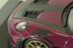 Porsche 911 (992) GT3 RS with Weissach-Package, rubin red/golden rims and black décor, 413062123, Minichamps 1:43 