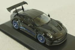 Porsche 911 (992) GT3 RS with Weissach-Package, blue/black rims and black décor, 413062109, Minichamps 1:43  
