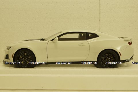 Chevrolet Camaro ZL1, 2017, 71206, AutoArt 1:18