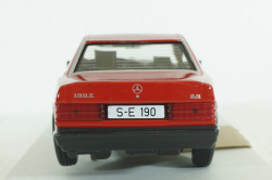 Mercedes 190E 1984, red, BU21103R, Burago 1:24 Уценка!