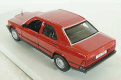 Mercedes 190E 1984, red, BU21103R, Burago 1:24 Уценка!