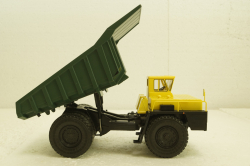 Белаз-548А карьерный самосвал, желто/зеленый, Н008, Наш Автопром 1:43