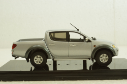 Mitsubishi L200 2007, silver, SunStar 1:43