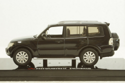 Mitsubishi Pajero 4 2006, black, SunStar 1:43