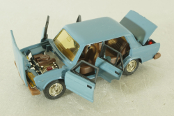 Ваз-2107, ноябрь 19..г., Тантал/Радон 1:43