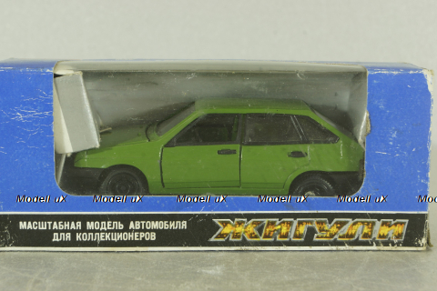 Ваз-2109 короткое крыло, зеленый, октябрь 92г., Тантал/Радон 1:43