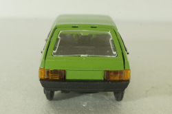 Ваз-2109 короткое крыло, зеленый, октябрь 92г., Тантал/Радон 1:43
