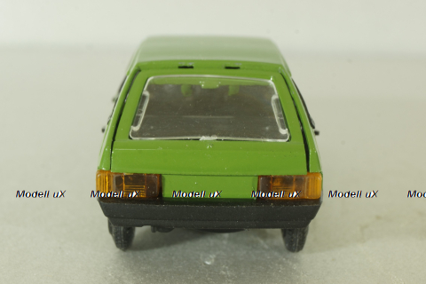 Ваз-2109 короткое крыло, зеленый, октябрь 92г., Тантал/Радон 1:43