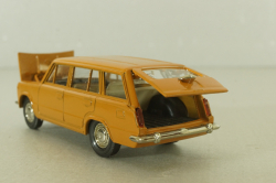 Ваз-2102, охра, ноябрь 87г.,  Тантал/Радон 1:43