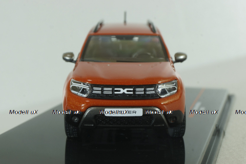 Dacia Duster II orange metallic, CLC516, IXO 1:43 