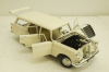 Mercedes 200 Universal (W110) 1966, cream, 183709, Norev 1:18