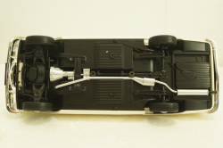 Mercedes 200 Universal (W110) 1966, cream, 183709, Norev 1:18