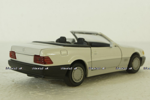 Mercedes SL500 (R129), Gama 1:43
