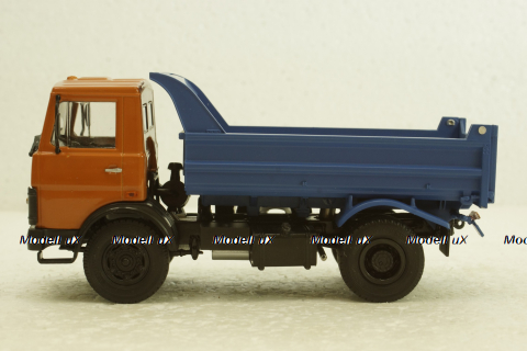 Маз-5551 самосвал 1988г оранжевый/синий, АвтоИстория 1:43