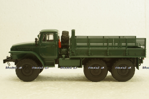 Урал-375Д борт, зелений, АвтоИстория 1:43