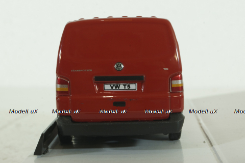 Volkswagen T5 red, Cararama 1:43