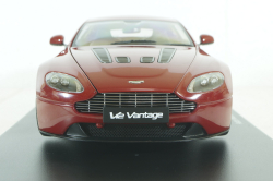 Aston Martin V12 Vantage, 2-010, red, 70208, AutoArt 1:18