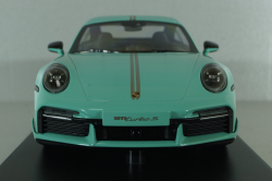 Porsche 911 (992) Turbo S with Sport Design Package 2021, green, 155069175, Minichamps 1:18
